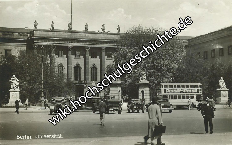 Datei:Universität-Berlin-AK-um-1932.jpg