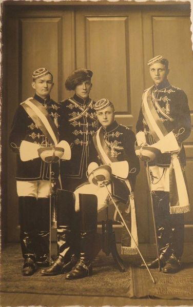 Datei:Landsmannschaft Merovingia Mannheim-Chargia 1927.jpg