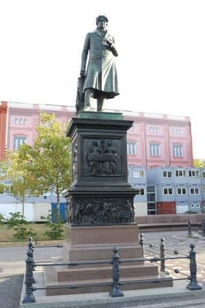 Datei:Denkmal Beuth.JPG