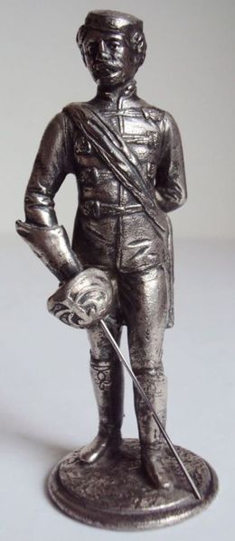 Datei:Albert Köhler Cie-Bronzefigur.jpg
